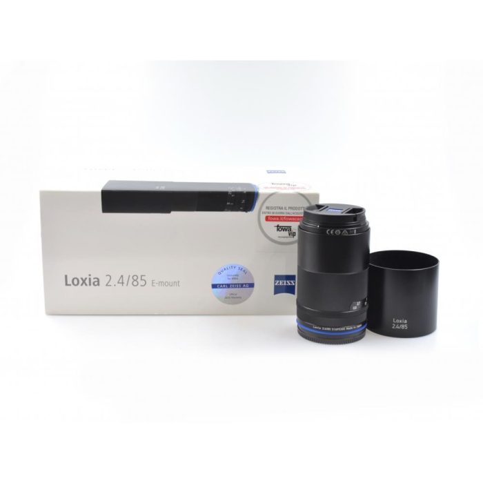 Zeiss Loxia 85mm f/2.4 (Sony E)