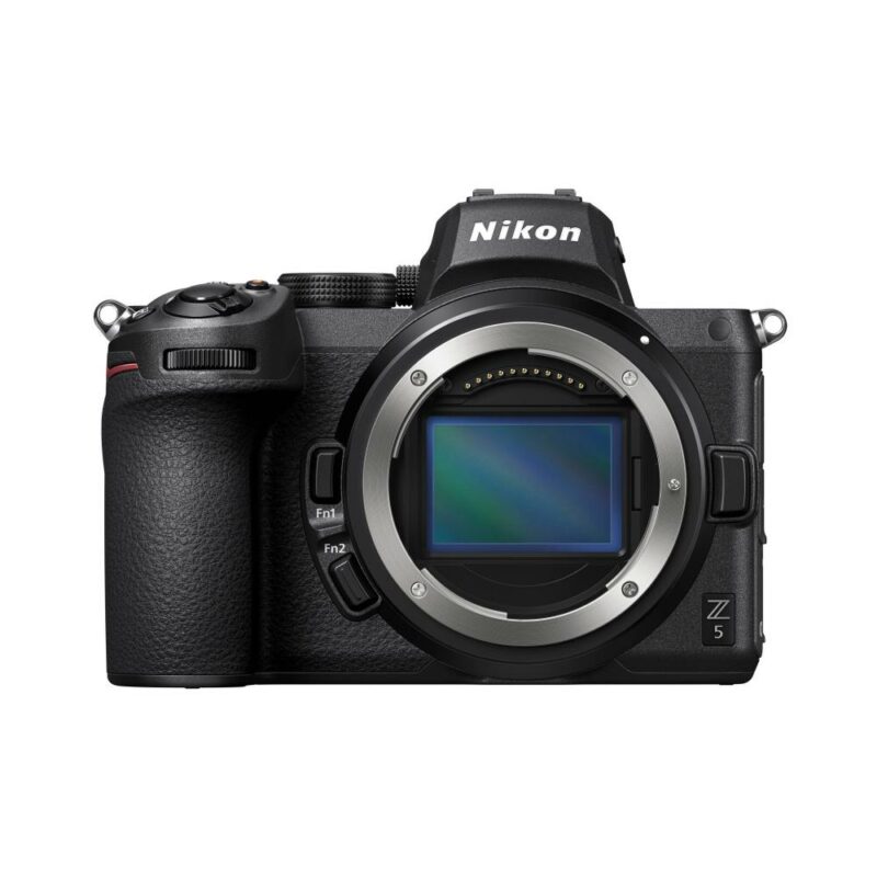 Nikon Z5 + SD 64GB Lexar 667x Pro<br>(PRENOTA L'ARTICOLO)