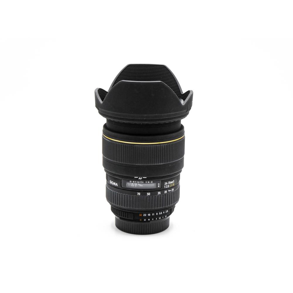 Sigma 24-70mm f/2.8 EX DG Macro (Nikon F)