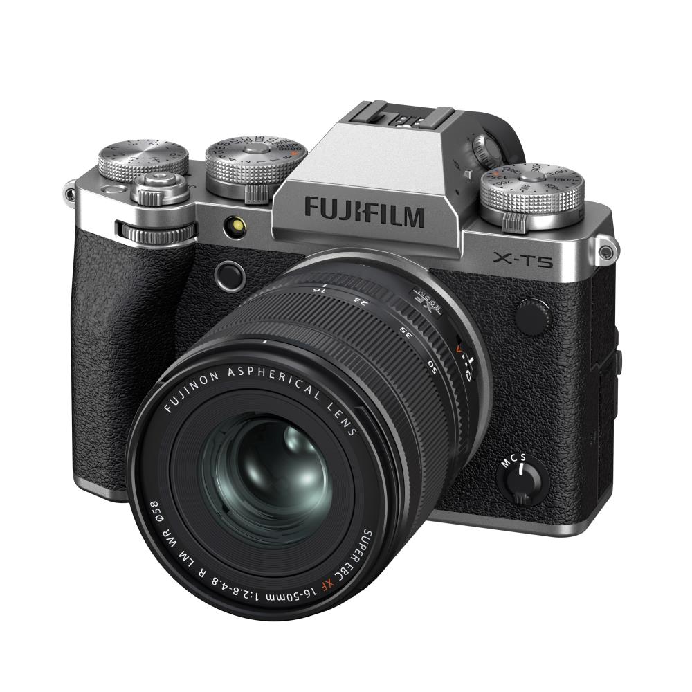 Fujifilm X-T5   XF16-50mm f/2.8-4.8 R LM WR - Silver