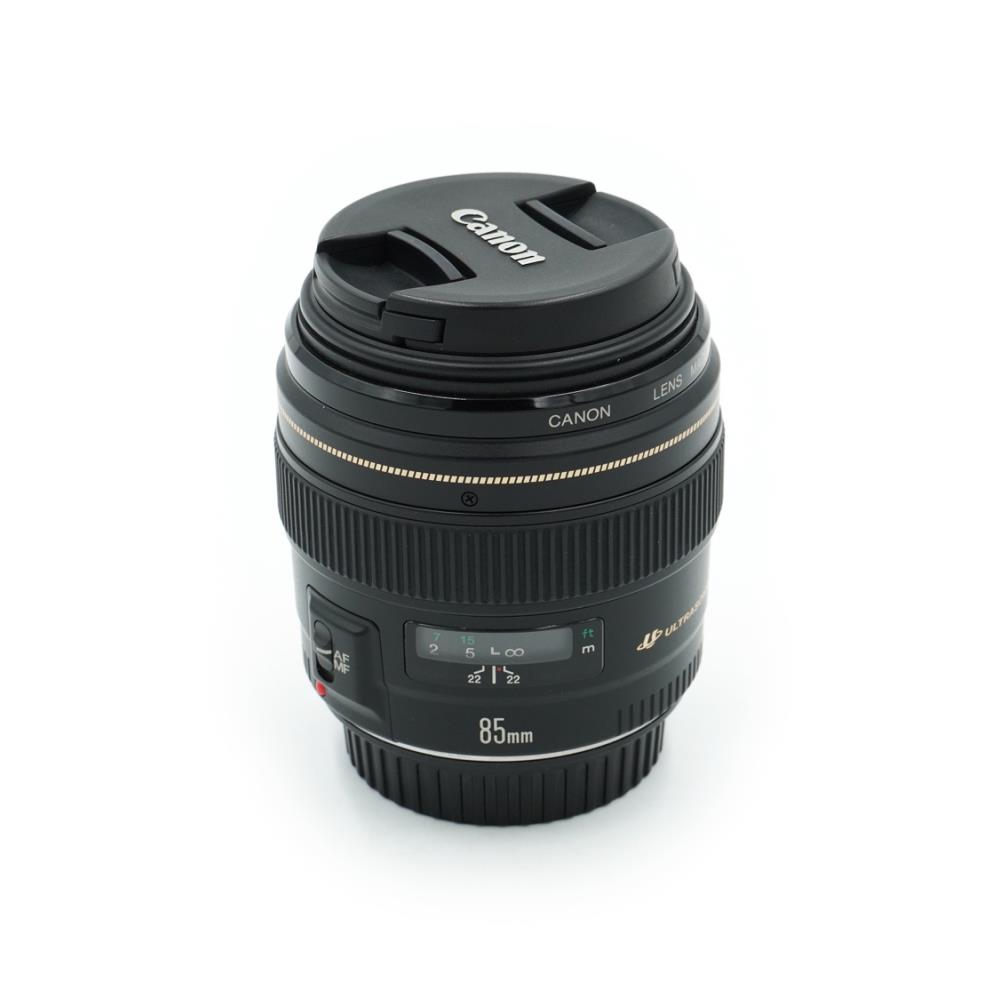 Canon EF 85mm f/1.8 USM