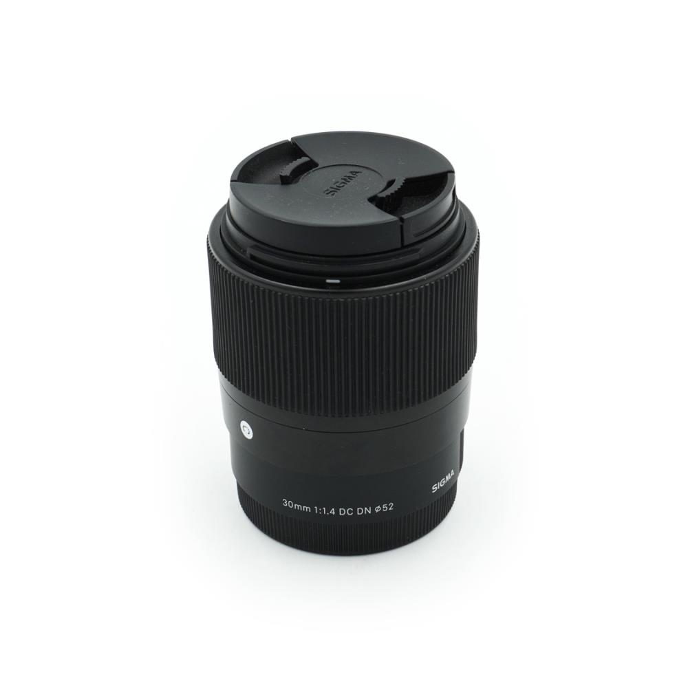 Sigma 30mm f/1.4 DC DN C (Sony E)