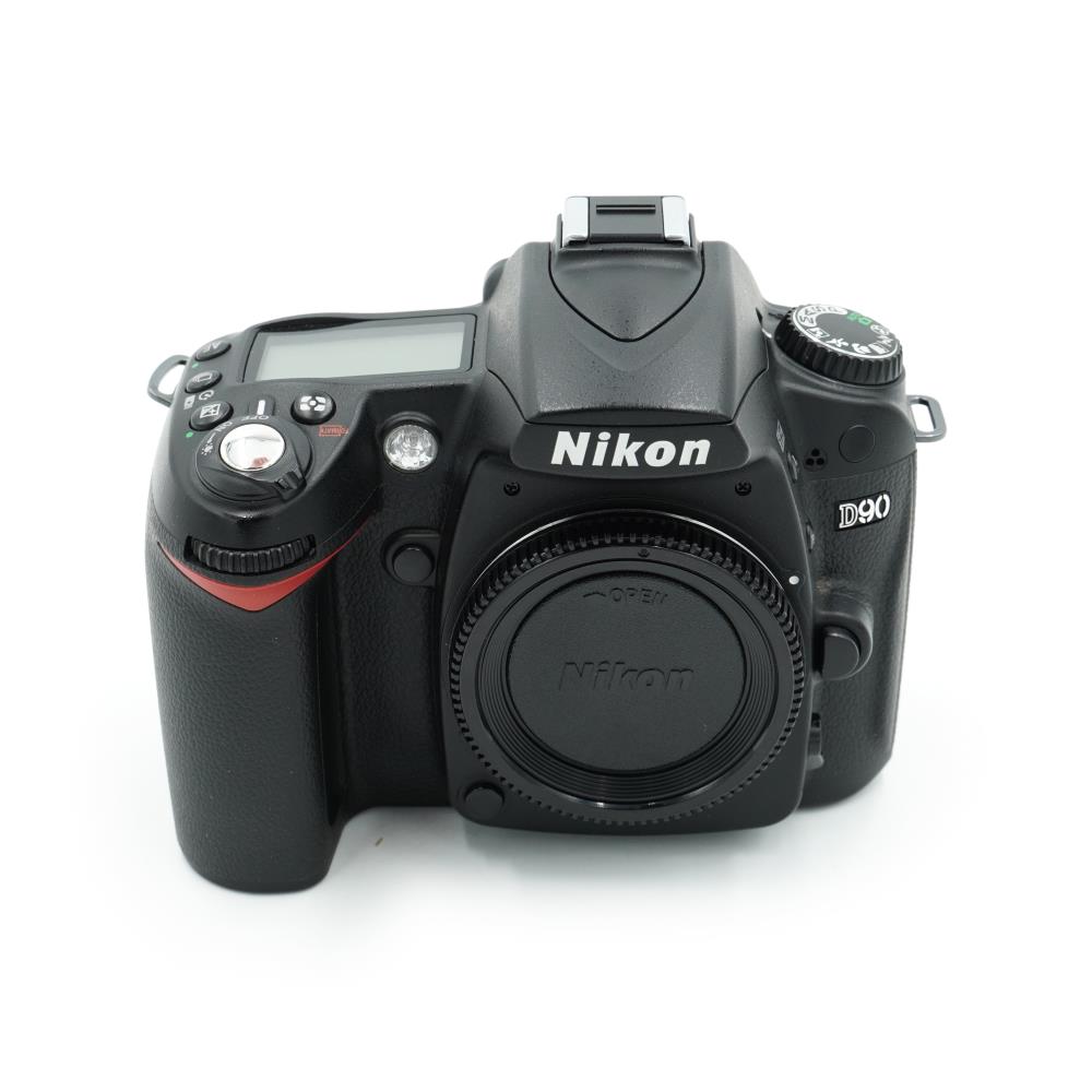 Nikon D90