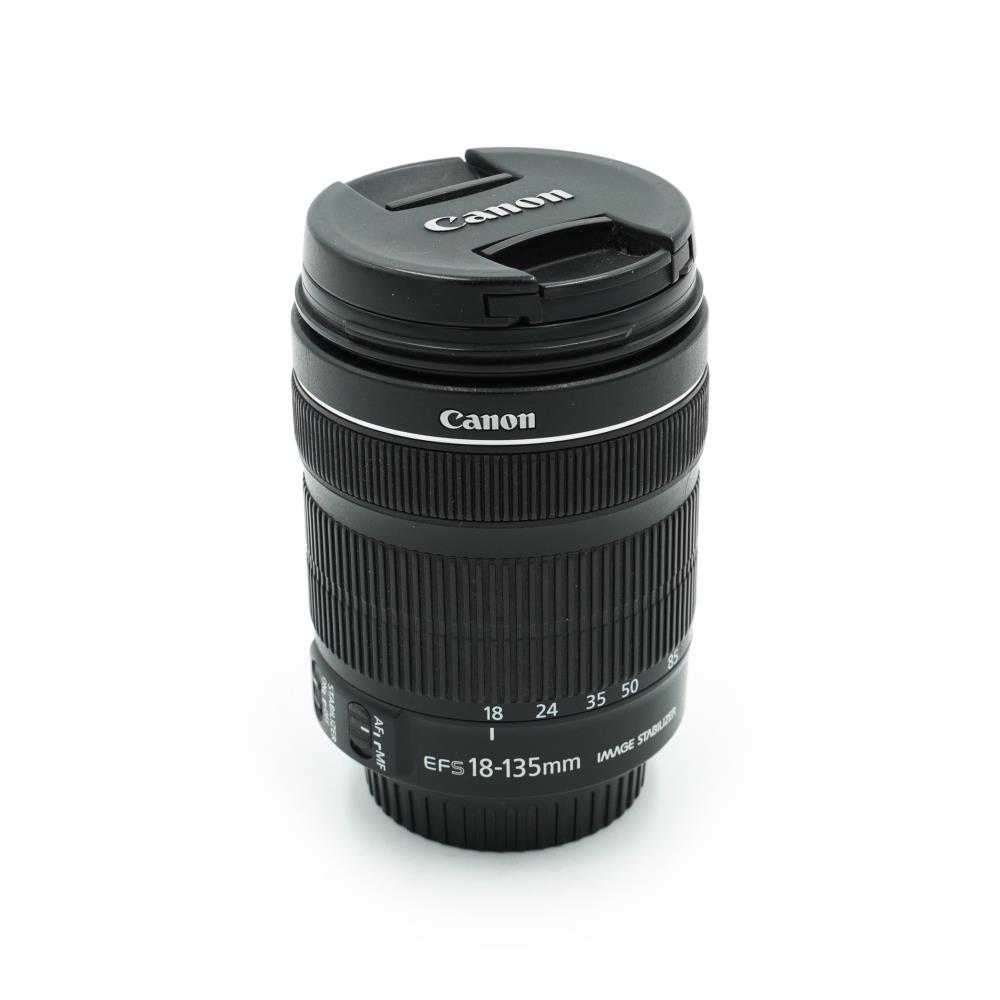 Canon EF-S 18-135mm f/3.5-5.6 IS STM