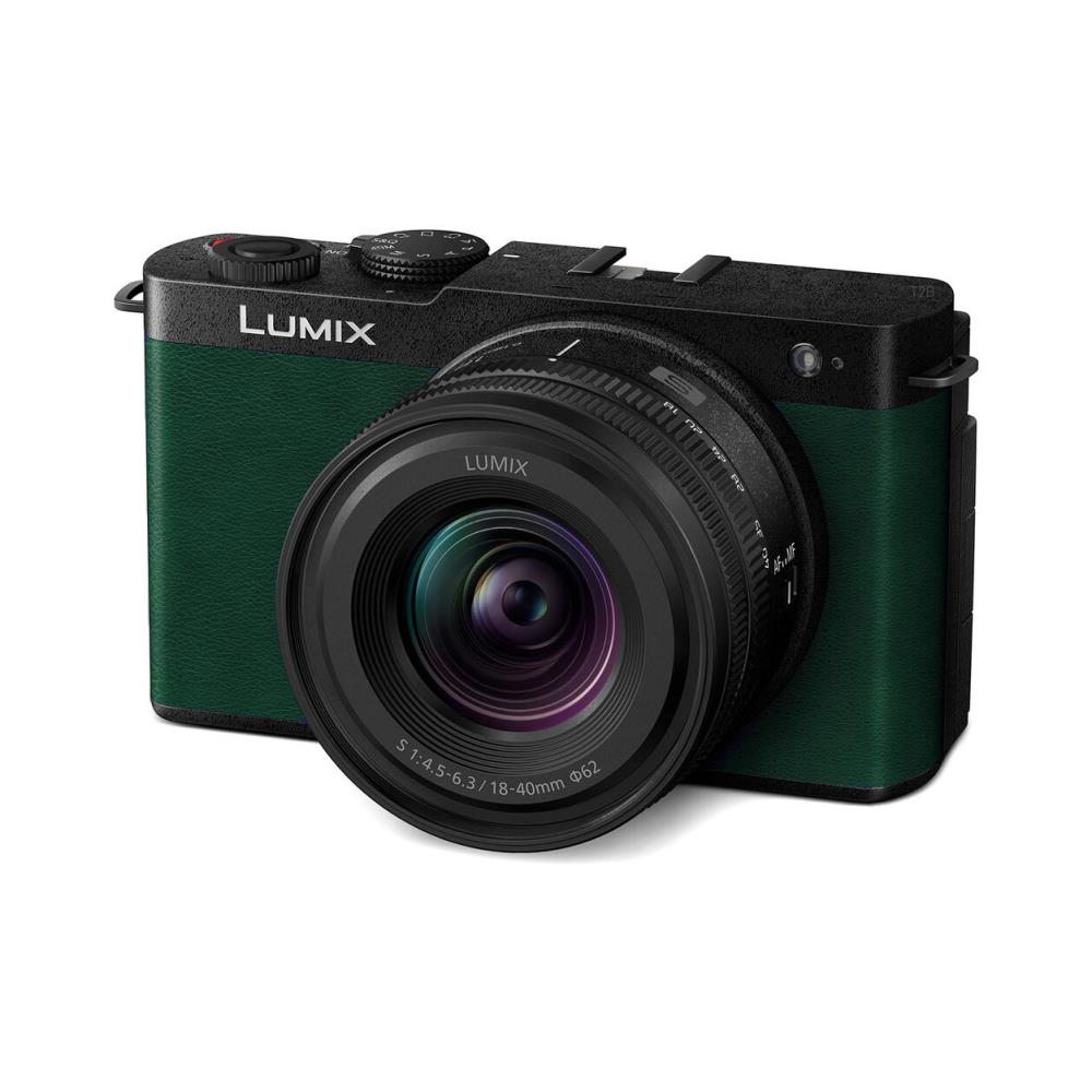 Panasonic S9 - Green   Lumix S 18-40mm f/4.5-6.3