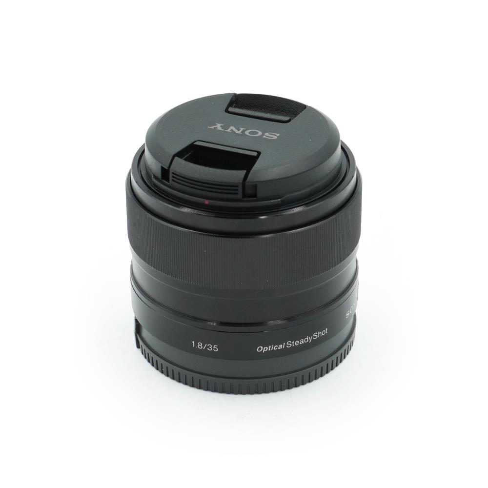 Sony E 35mm f/1.8 OSS