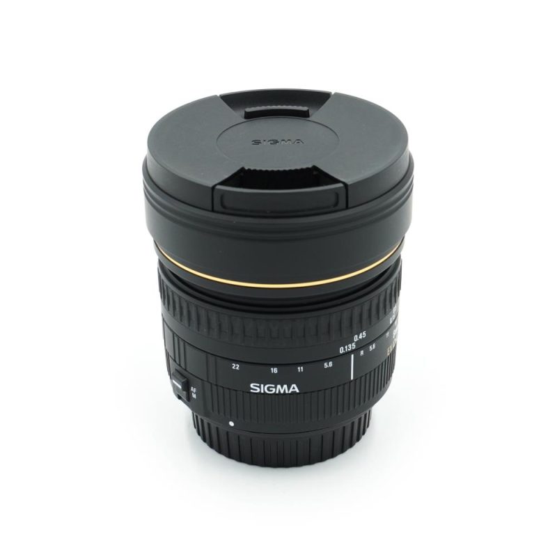 Sigma 8mm F3.5 EX DG Circular Fisheye (Canon EF)