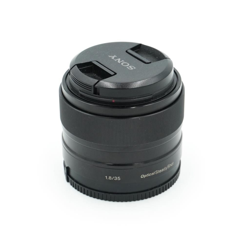 Sony E 35mm f/1.8 OSS