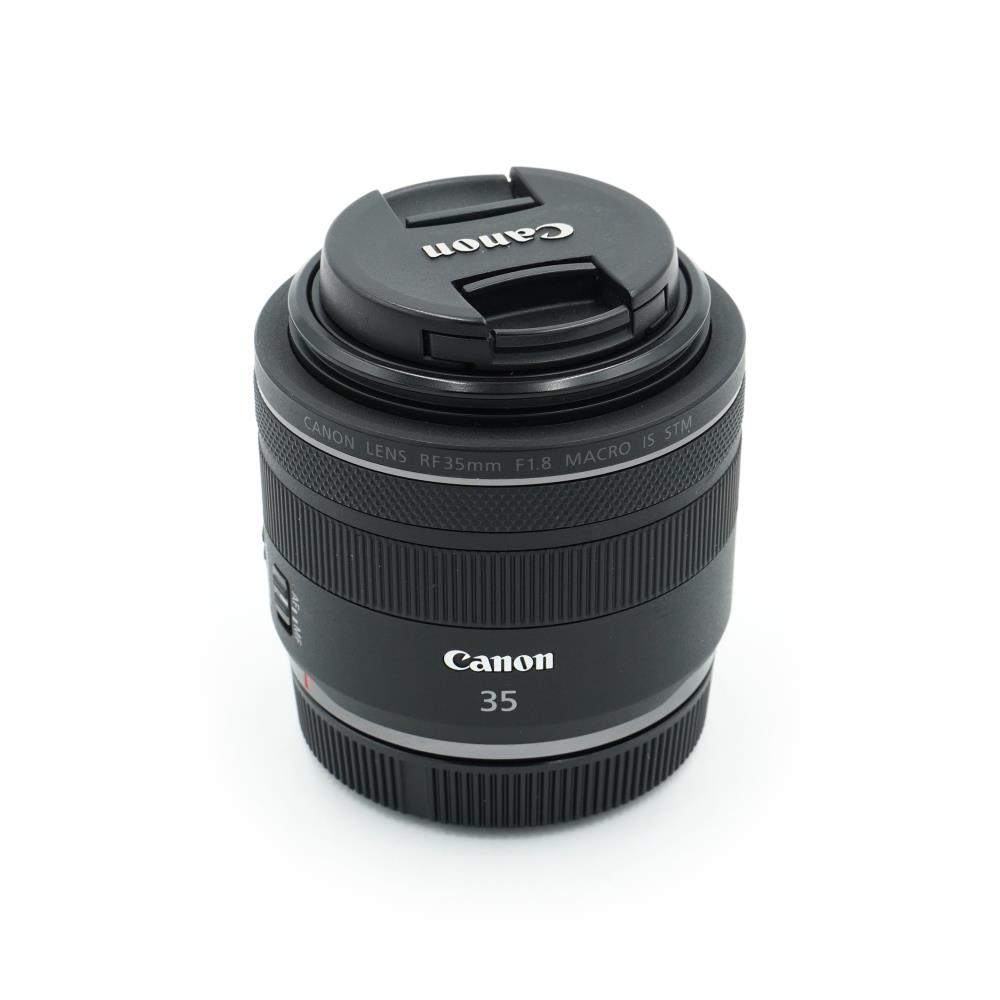 Canon RF 35mm f/1.8 Macro IS STM