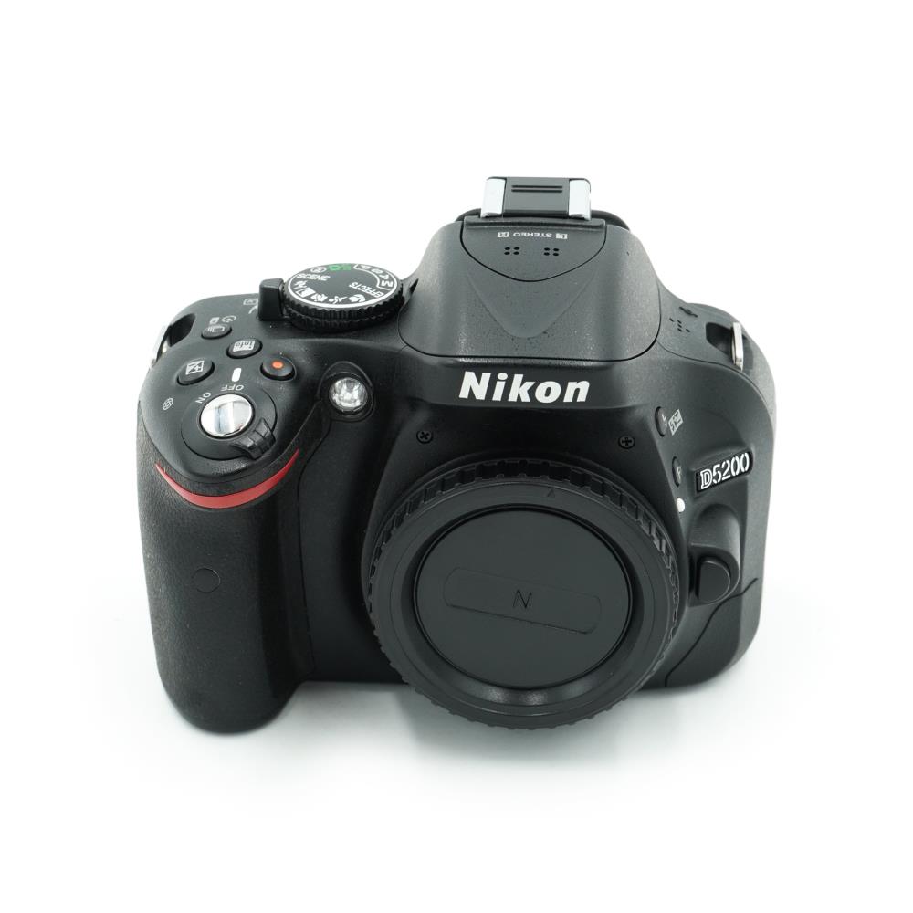 Nikon D5200