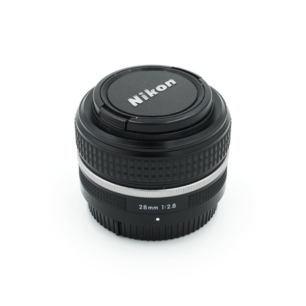 Nikon Z 28mm f/2.8 (SE)