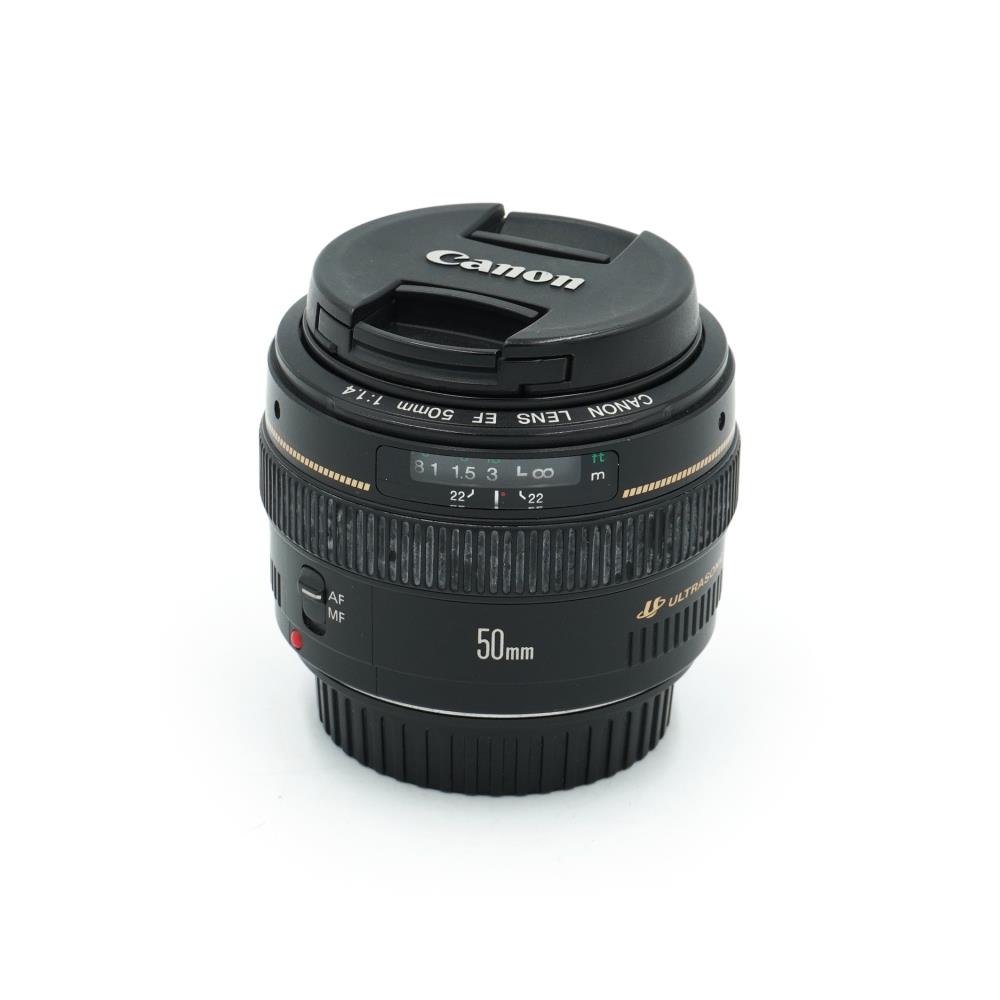 Canon EF 50mm f/1.4 USM