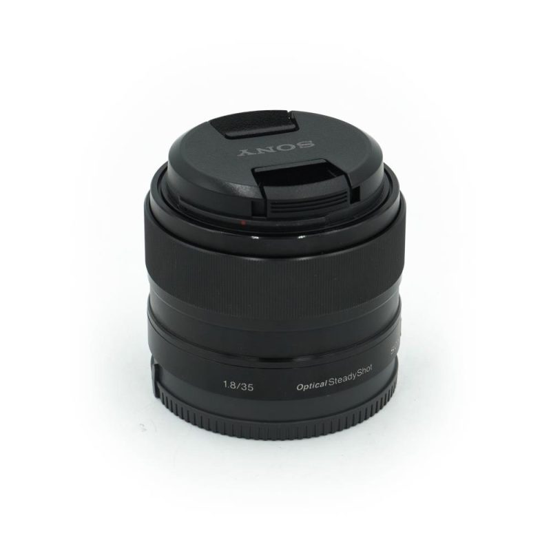 Sony E 35mm f/1.8 OSS