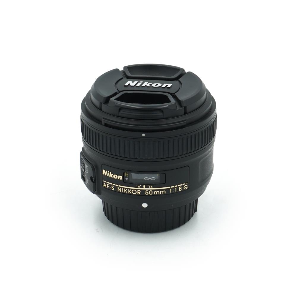 Nikon AF-S 50mm f/1.8 G
