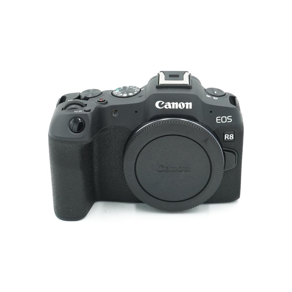 Canon EOS R8