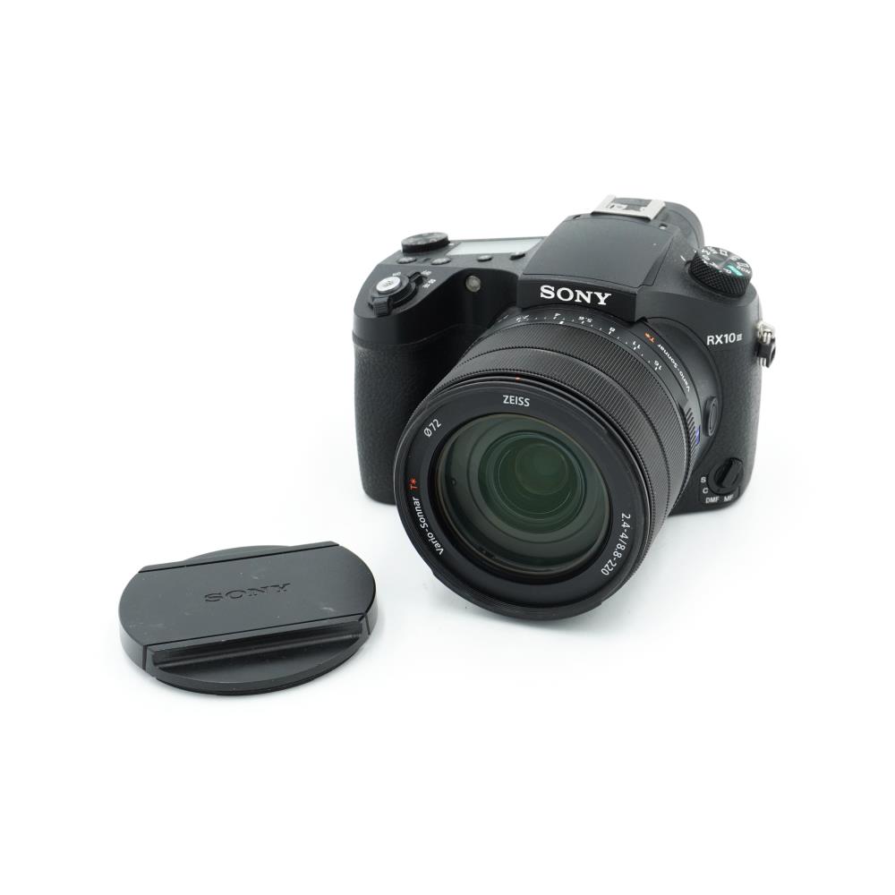 Sony RX10 III