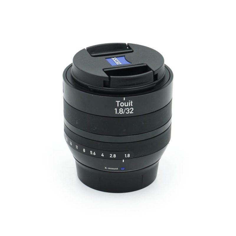 Zeiss Touit 32mm f/1.8 (Fujifilm X)