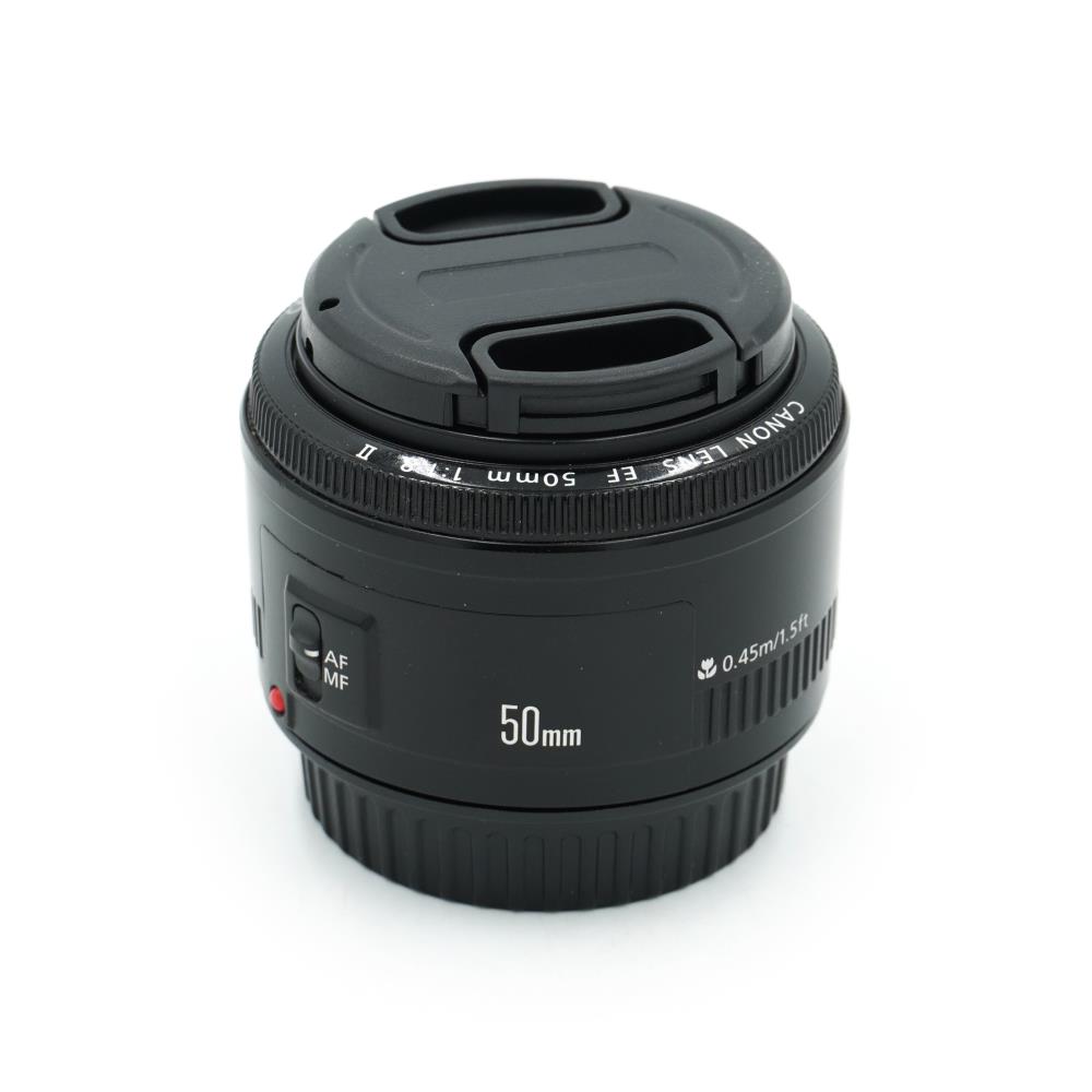 Canon EF 50mm f/1.8 II