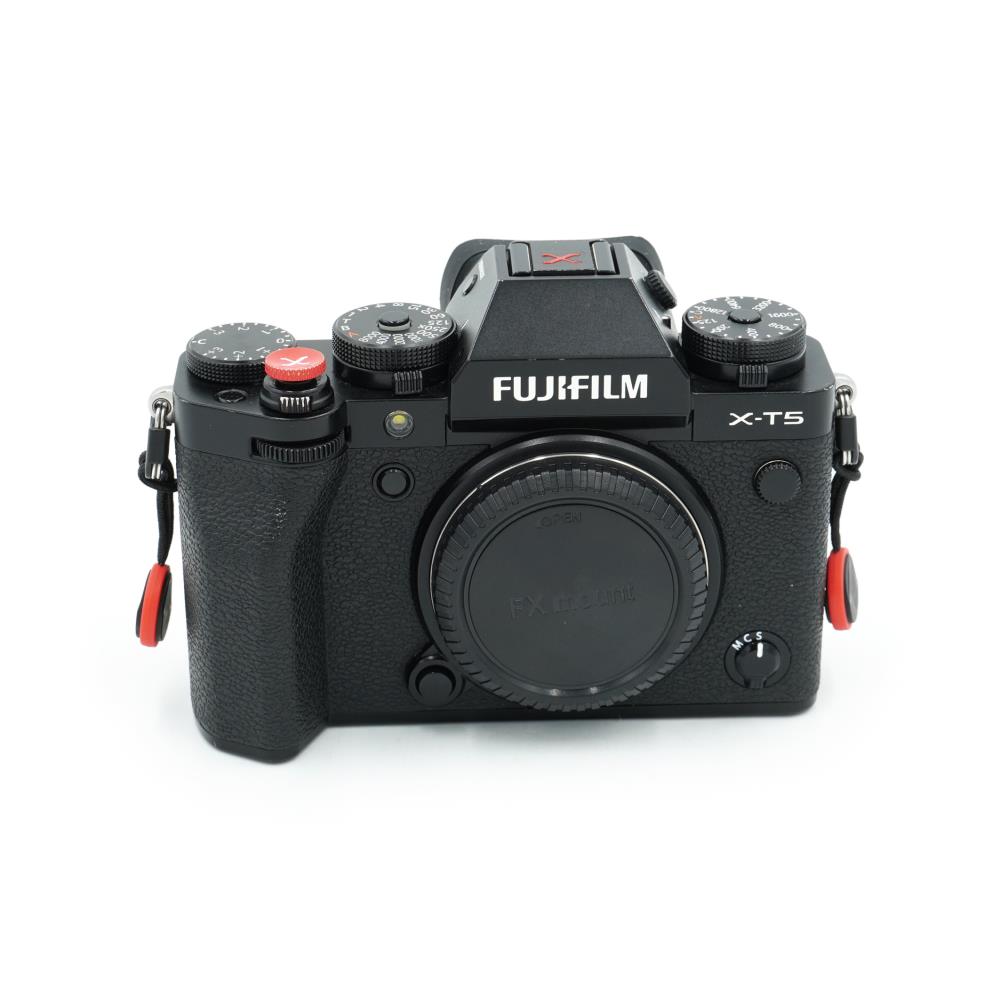 Fujifilm X-T5 - Black