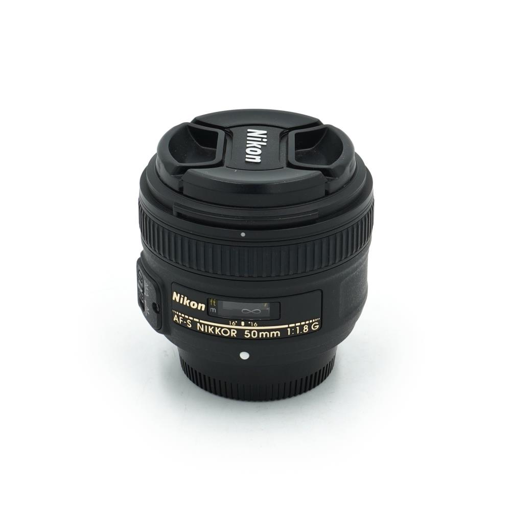 Nikon AF-S 50mm f/1.8 G