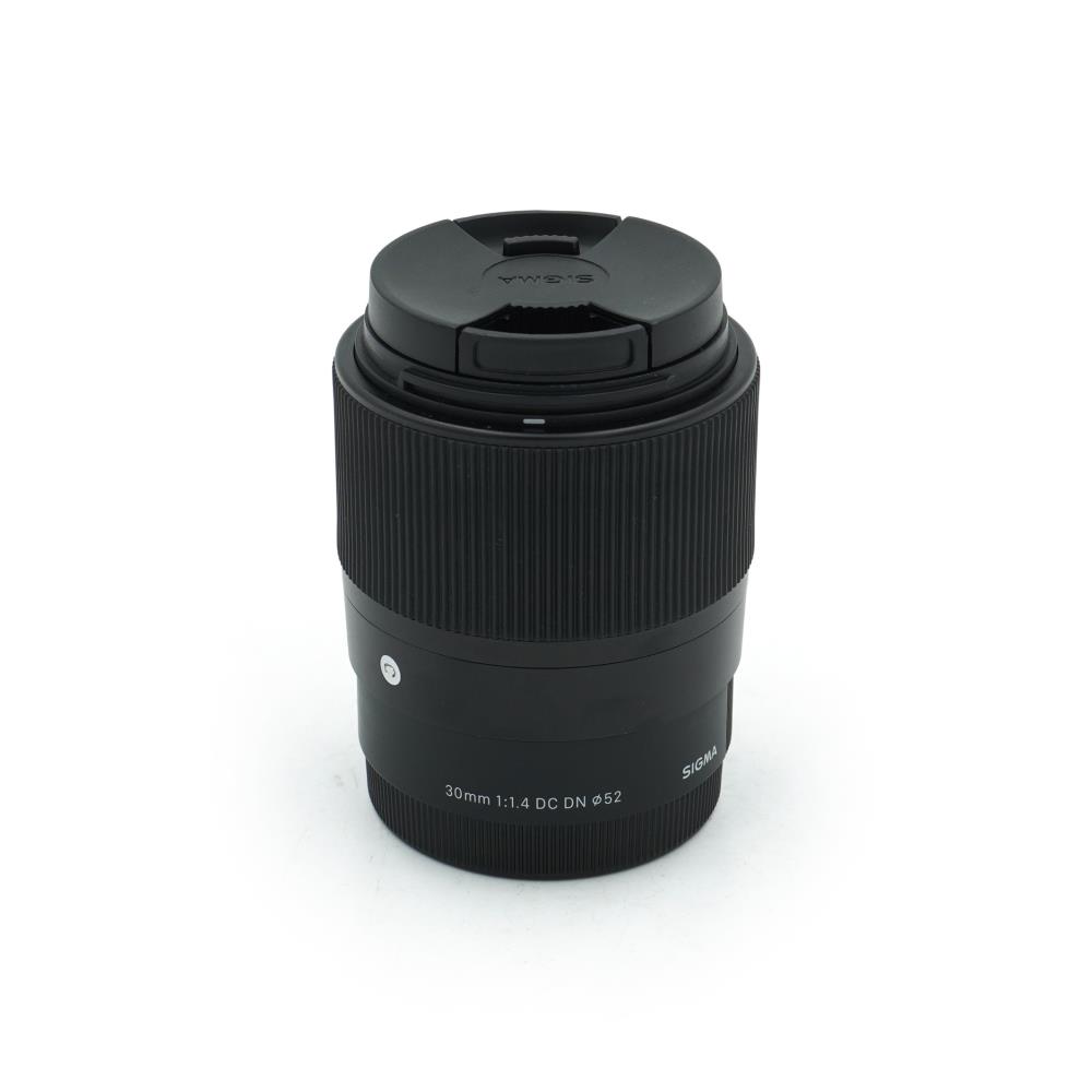 Sigma 30mm f/1.4 DC DN C (Sony E)
