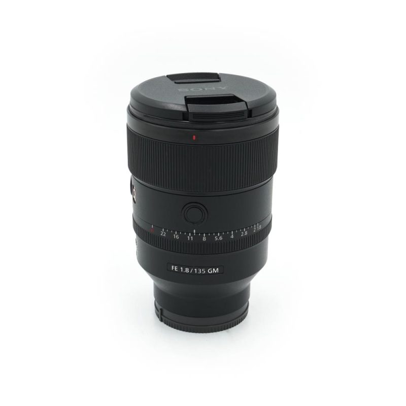 Sony FE 135mm f/1.8 GM