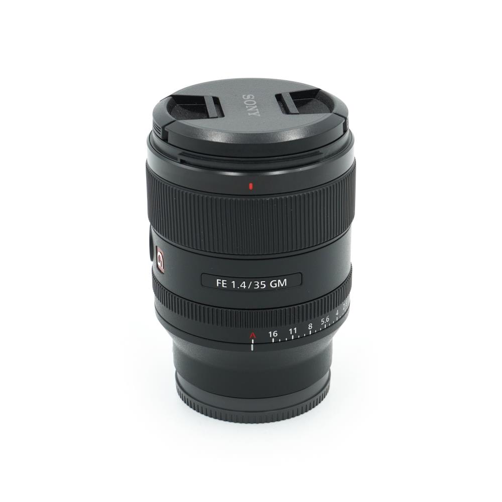 Sony FE 35mm f/1.4 GM