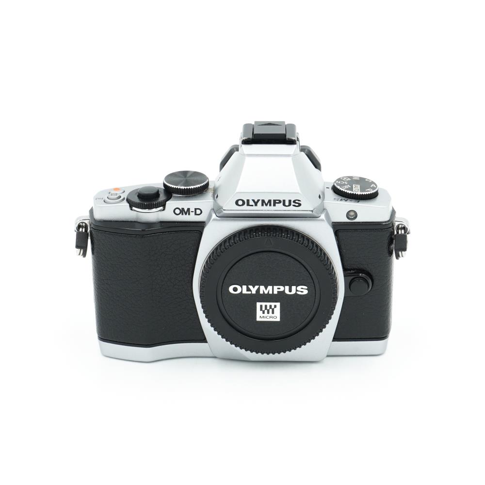 Olympus OM-D E-M5 - Silver