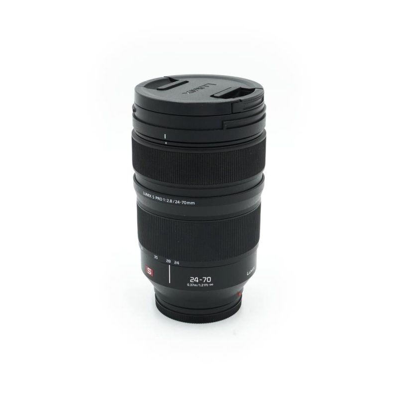 Panasonic Lumix S Pro 24-70mm f/2.8