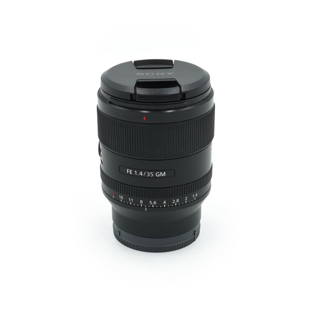 Sony FE 35mm f/1.4 GM