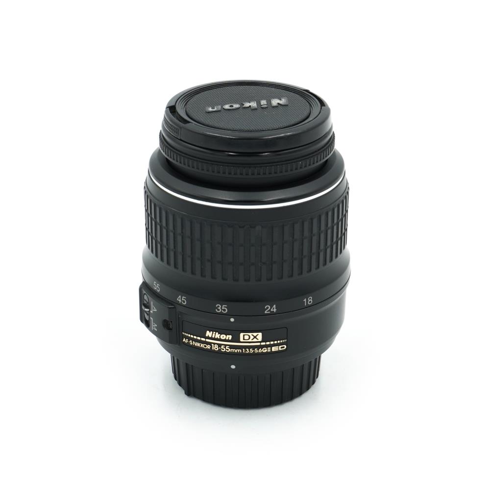Nikon AF-S DX 18-55mm f/3.5-5.6 G II