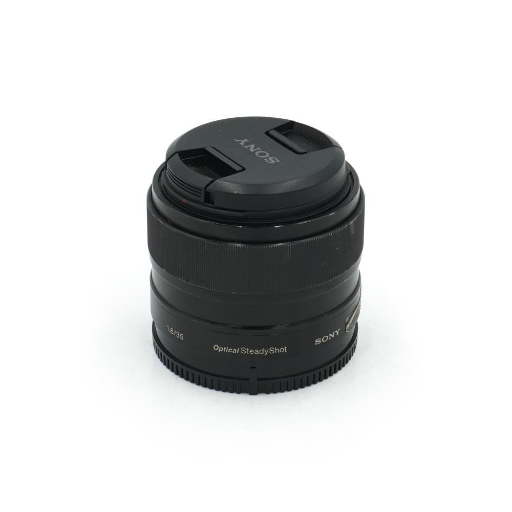Sony E 35mm f/1.8 OSS