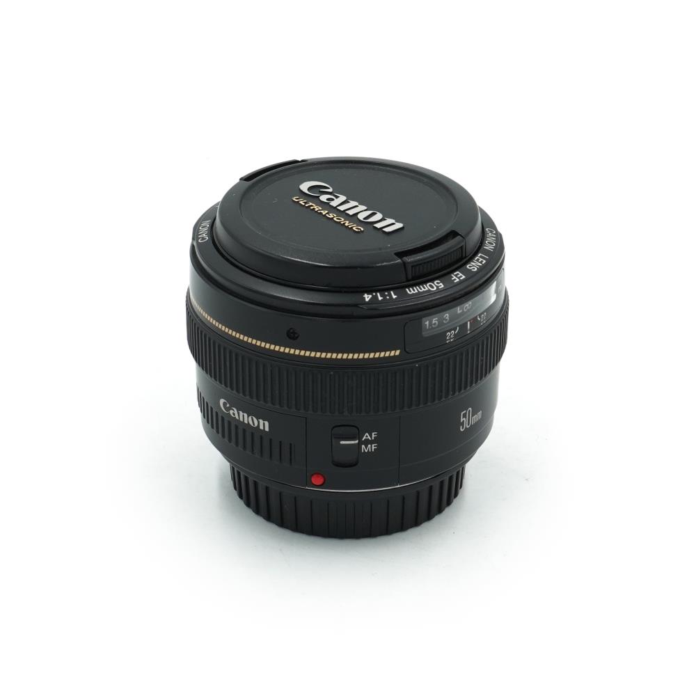 Canon EF 50mm f/1.4 USM
