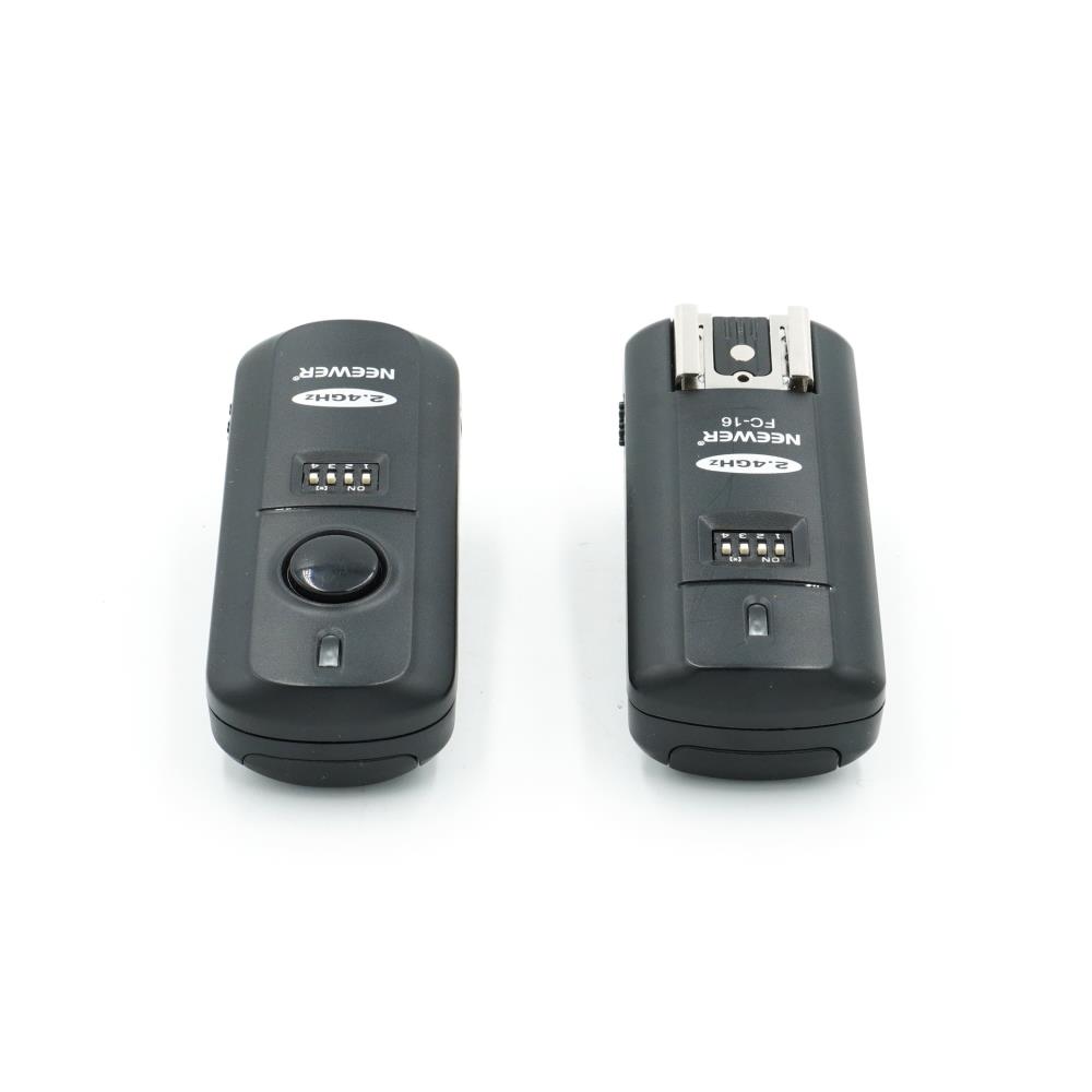 Neewer FC-16 Wireless flash trigger kit (Canon)