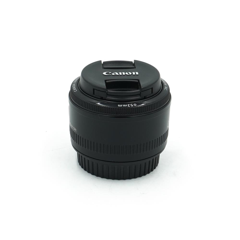 Canon EF 50mm f/1.8 II