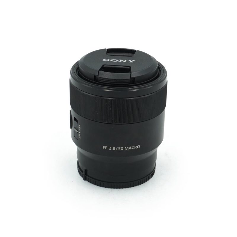 Sony FE 50mm f/2.8 Macro