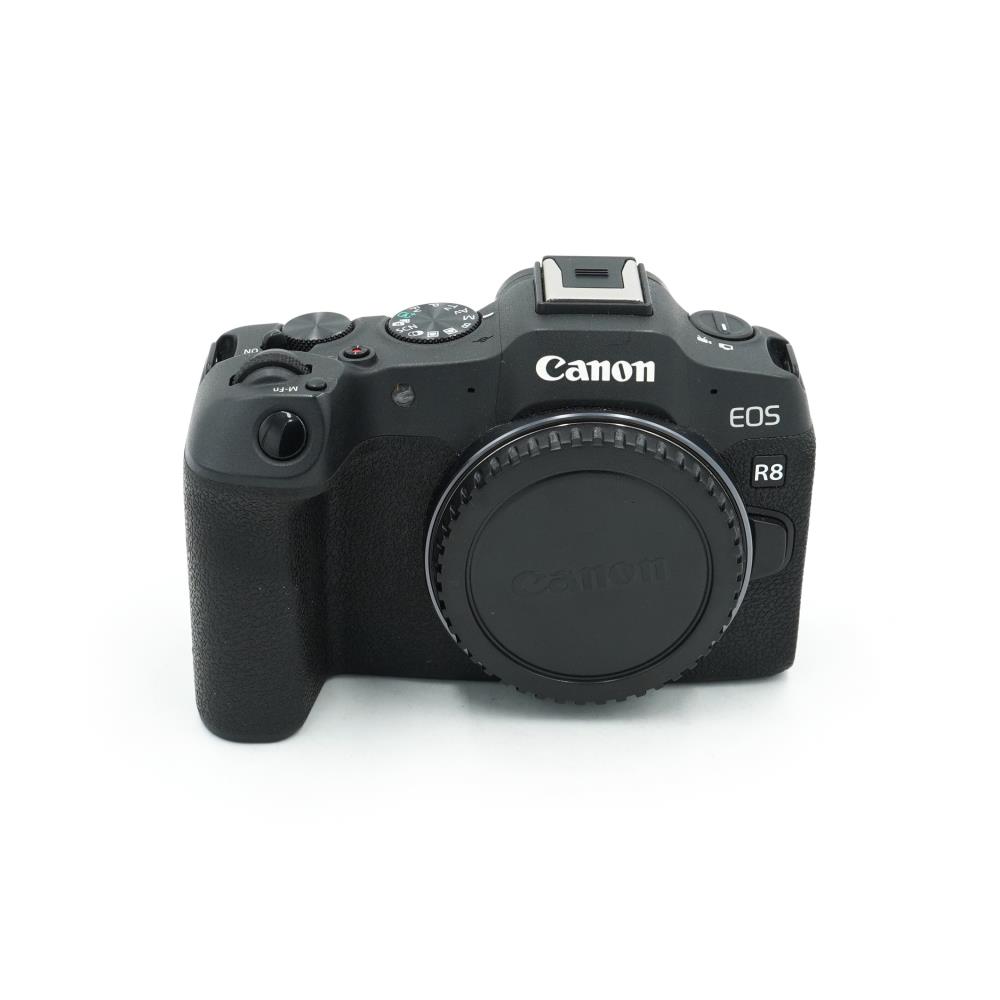 Canon EOS R8