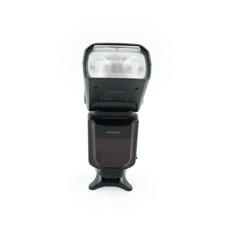 Neewer NW-670 (Canon EF)