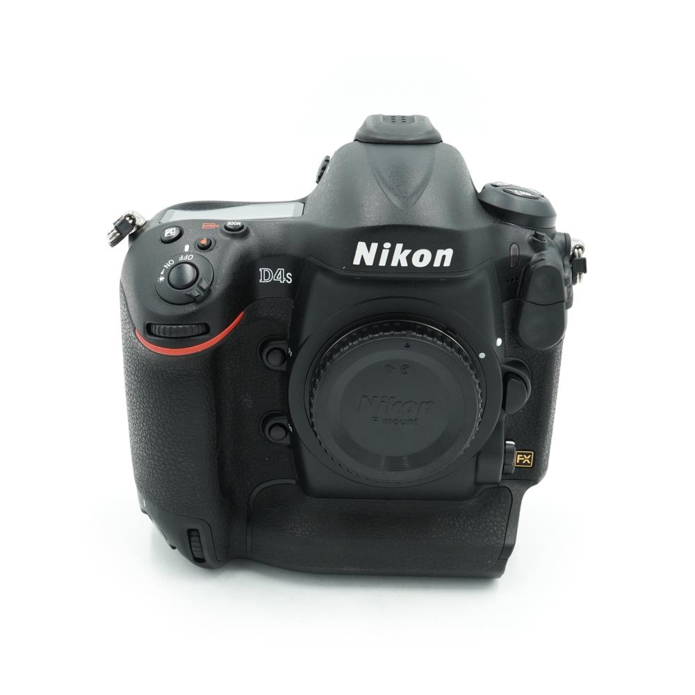Nikon D4s