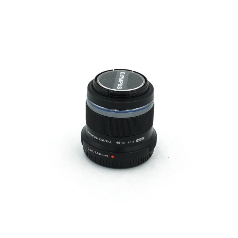 Olympus M.Zuiko Digital 45mm f/1.8 - Black