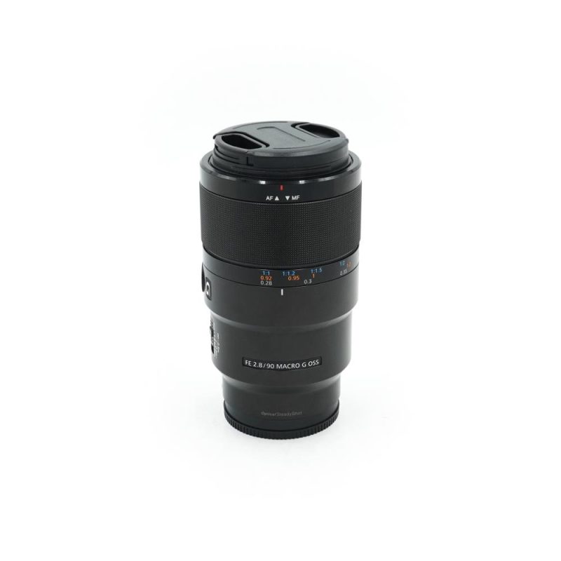 Sony FE 90mm f/2.8 Macro G OSS