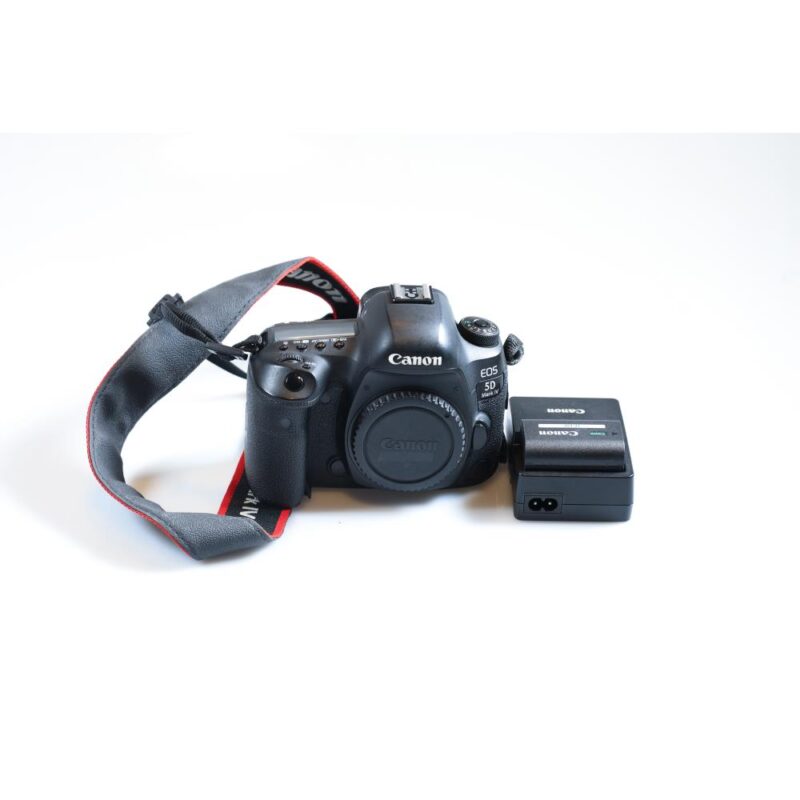 Canon EOS 5D Mark IV