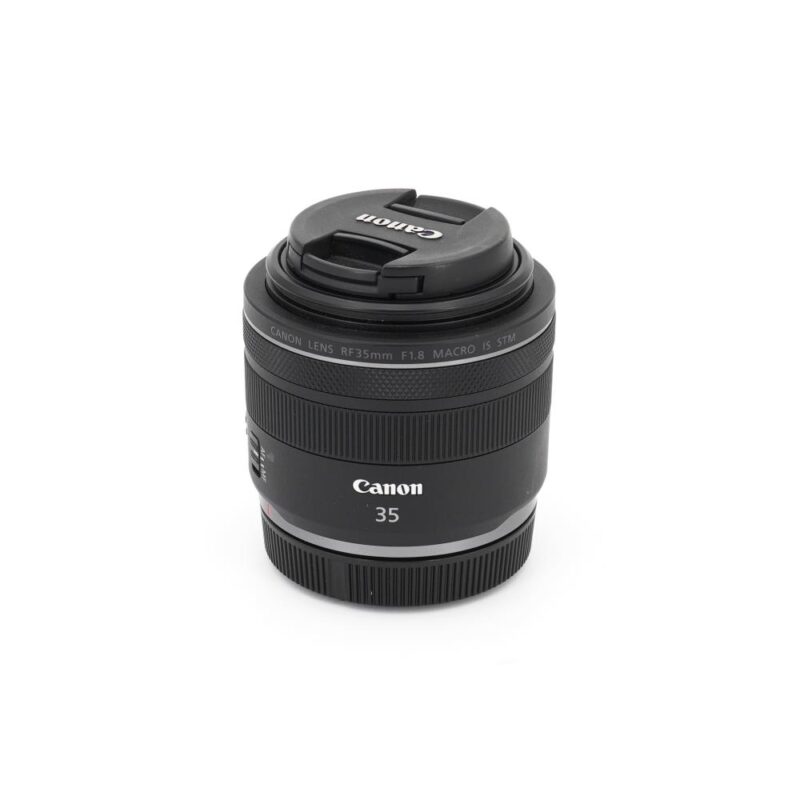 Canon RF 35mm f/1.8 Macro IS STM
