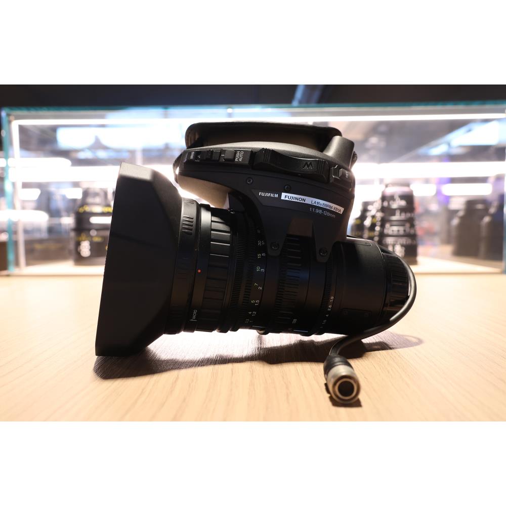 Fujinon Obiettivo LA16X8BRM-XB1A per Blackmagic URSA Broadcast