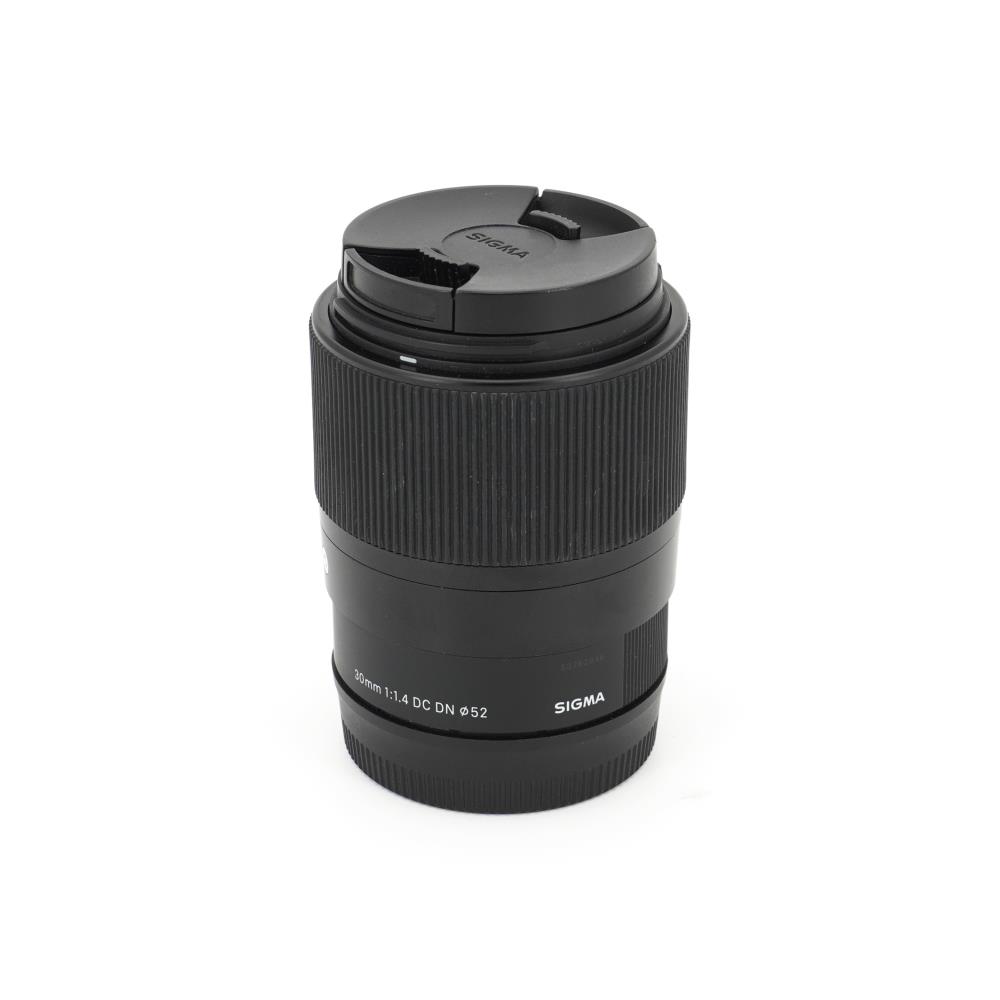 Sigma 30mm f/1.4 DC DN C (Sony E)