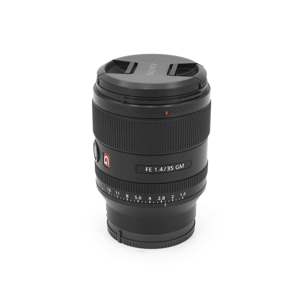 Sony FE 35mm f/1.4 GM