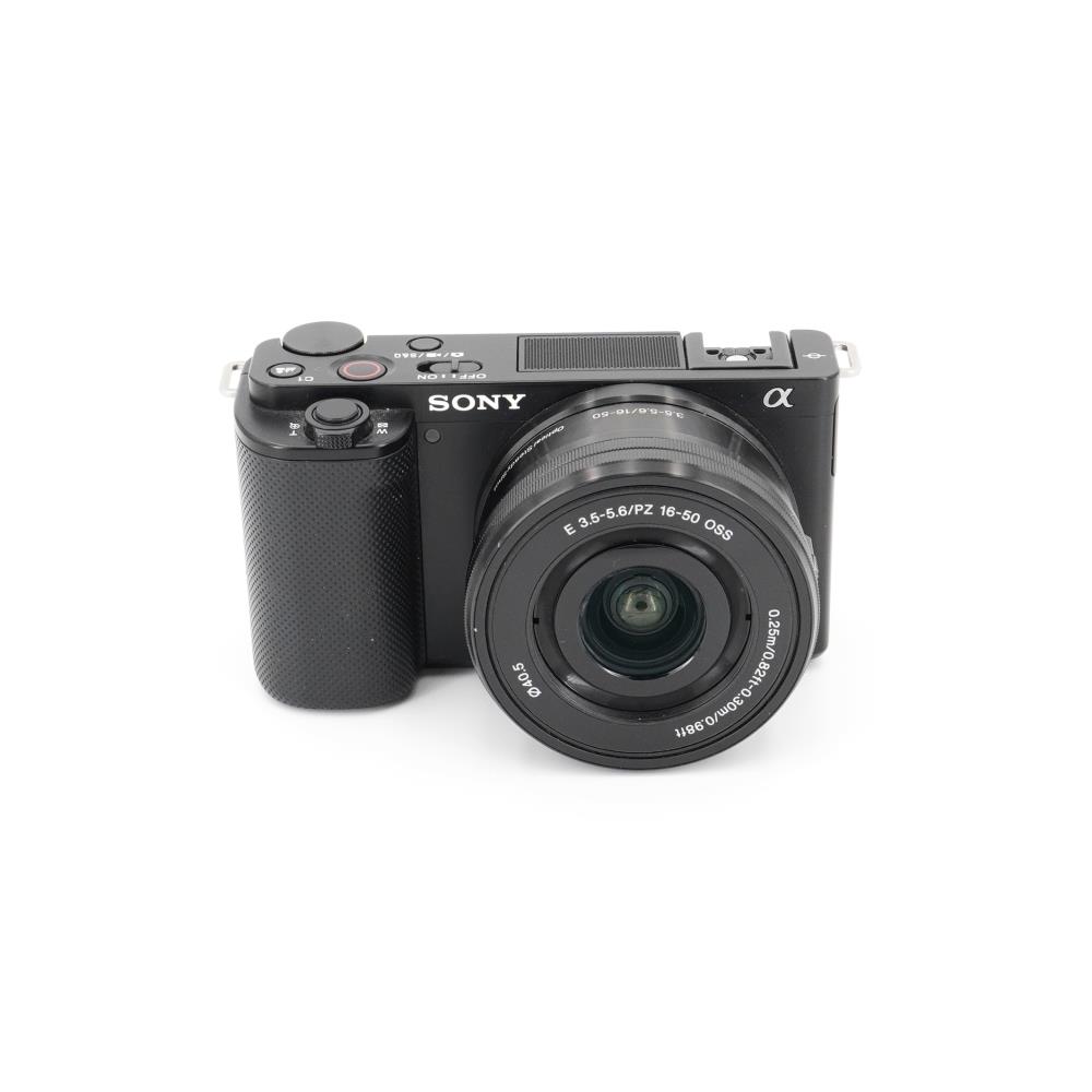Sony ZV-E10   E 16-50mm f/3.5-5.6 PZ OSS