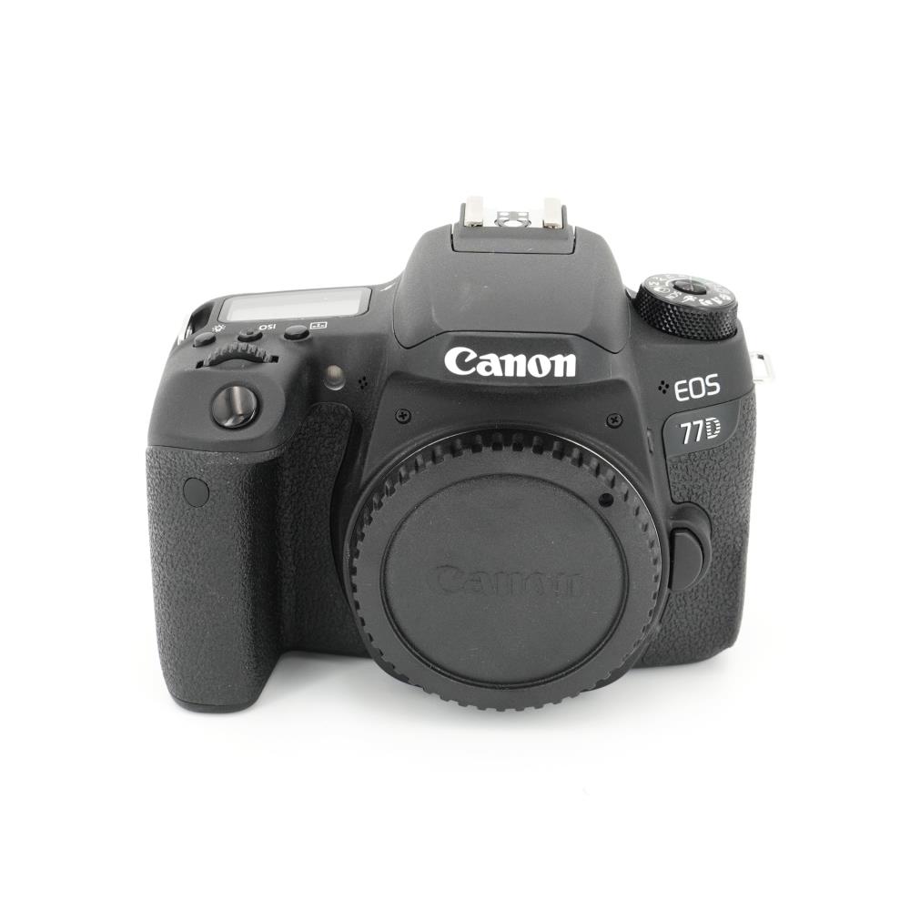 Canon EOS 77D