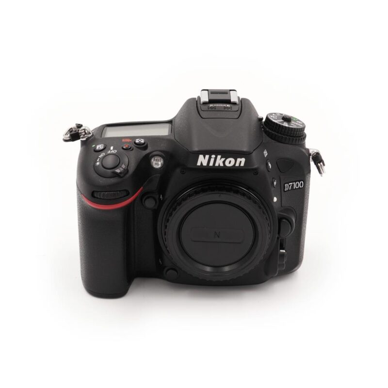 Nikon D7100