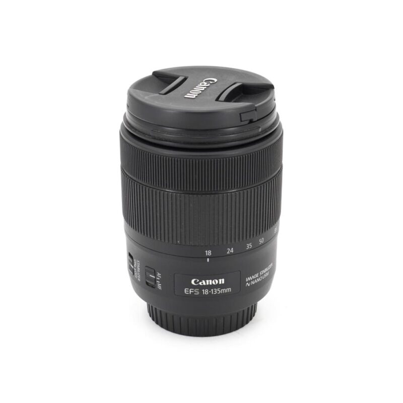 Canon EF-S 18-135mm f/3.5-5.6 IS USM